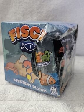 Fisch Mystery Plush - Blind Box Surprise DAMAGED BOX 4x4 Inch